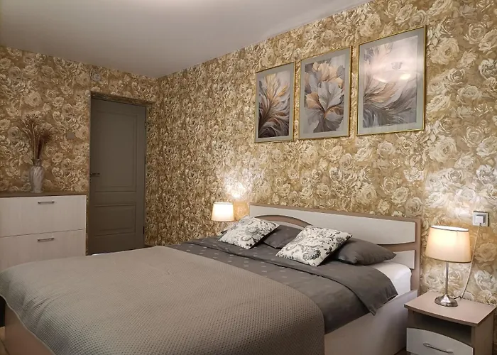 Apartamentai Sviesa 2 Apartment *